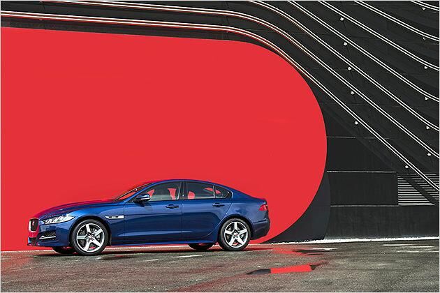 Ab dem 13. Juni 2015 steht der Jaguar XE beim Händler