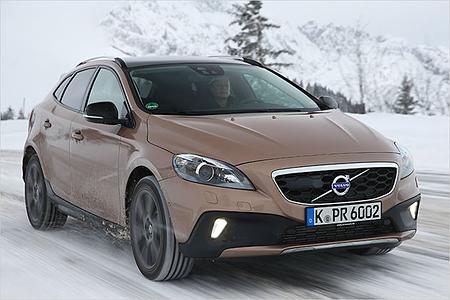 Drive-E plus Allrad: Erster Test Volvo V40 Cross Country T5 AWD mit technischen Daten und Preisen
