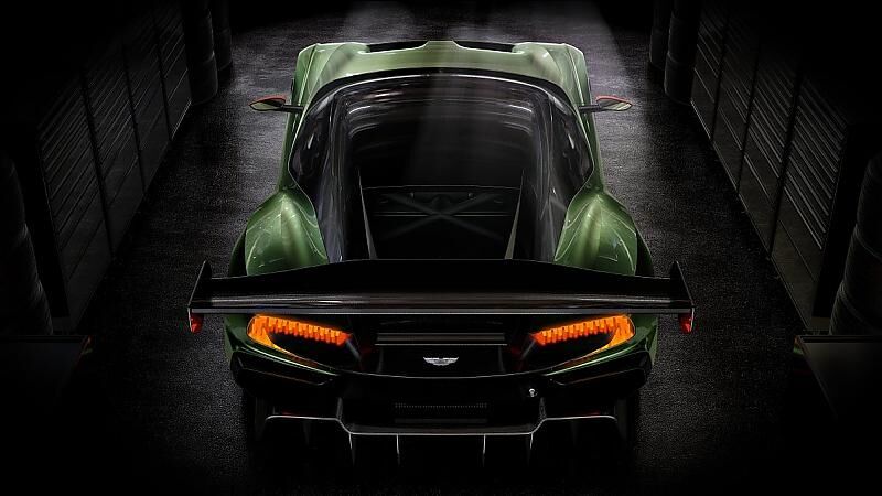 Aston Martin Vulcan - die Karosserie besteht aus Karbon