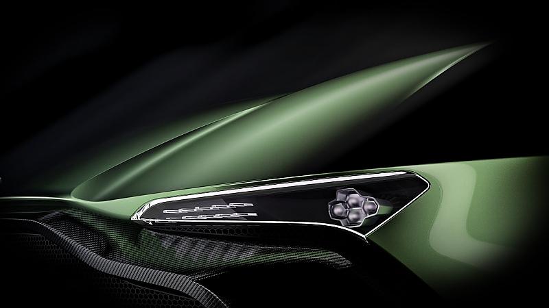 Aston Martin Vulcan Genf 2015 - spektakulärer Auftritt