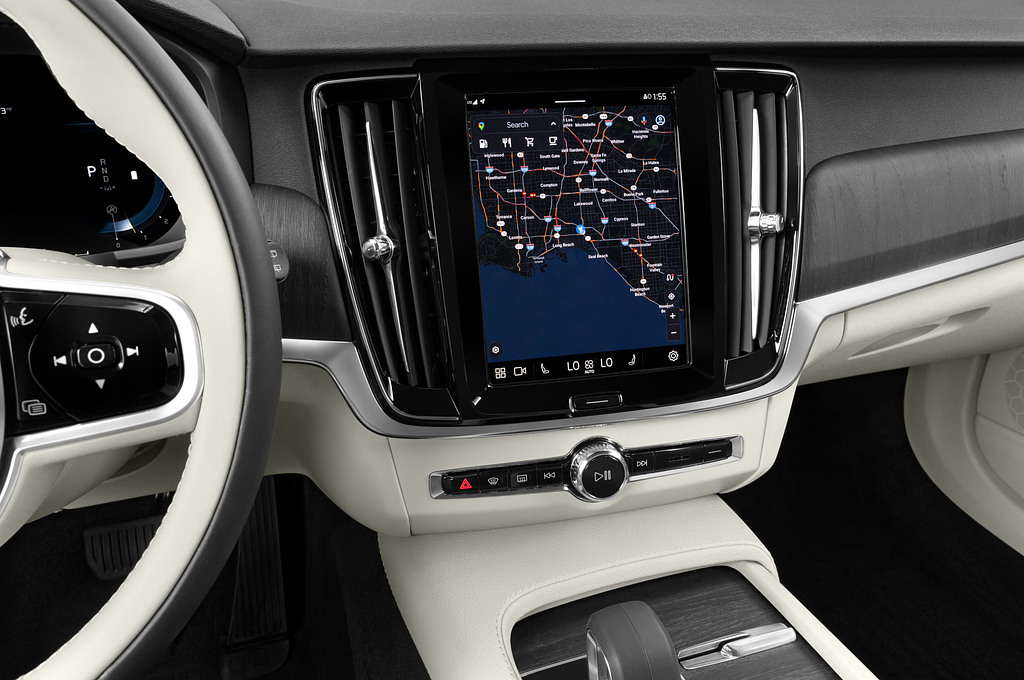 Volvo V90 Cross Country (Baujahr 2023) Core 5 Türen Mittelkonsole