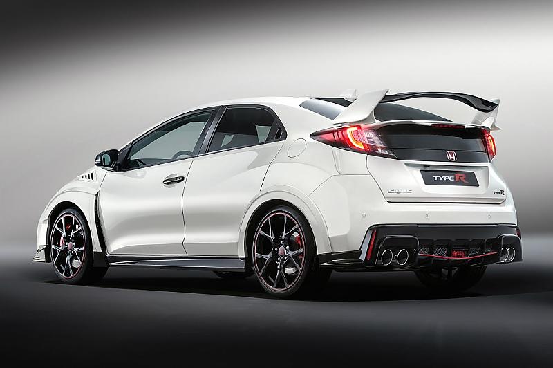 Honda Civic Type R 2015 - das Heck ist martialisch gezeichnet