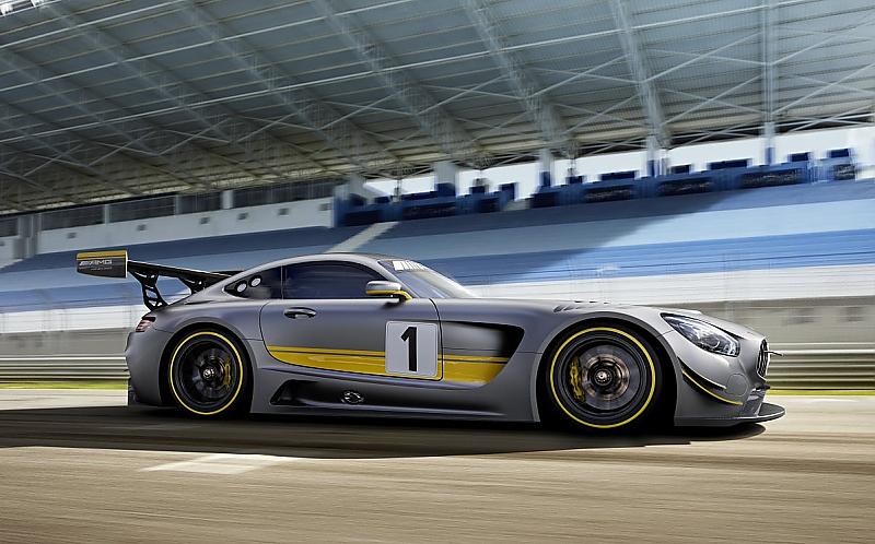 Ins Renngeschehen greift der Mercedes AMG GT3 erst 2016 ein