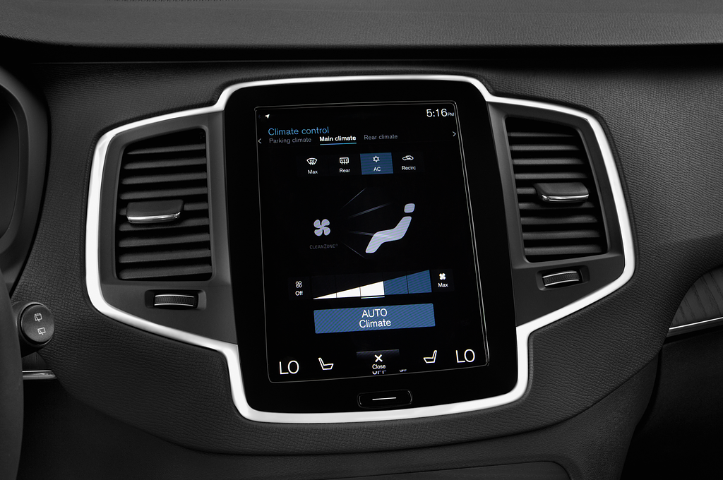 Volvo XC90 (Baujahr 2020) Momentum 5 Türen Temperatur und Klimaanlage