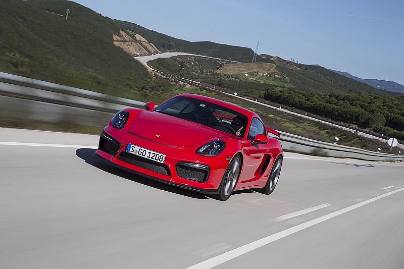 Der Porsche Cayman GT4 läuft bis zu 295 km/h