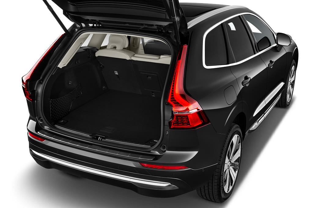 Volvo XC60 Recharge (Baujahr 2023) Plus Bright 5 Türen Kofferraum