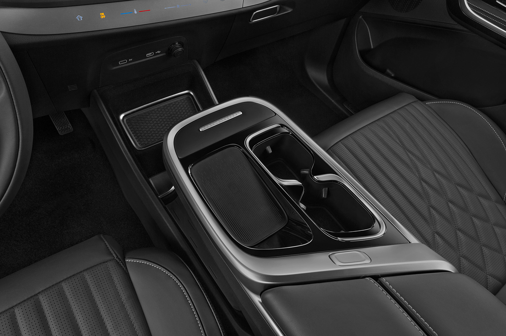 Maxus Mifa 9 (Baujahr 2023) EV Elite 5 Türen Schalthebel