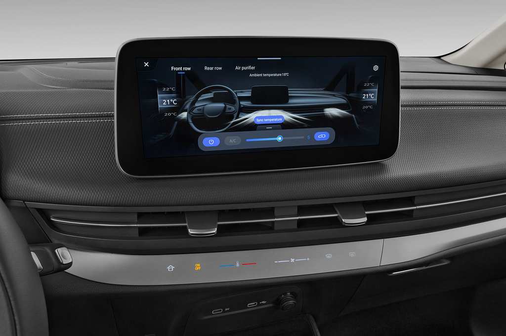 Maxus Mifa 9 (Baujahr 2023) EV Elite 5 Türen Temperatur und Klimaanlage