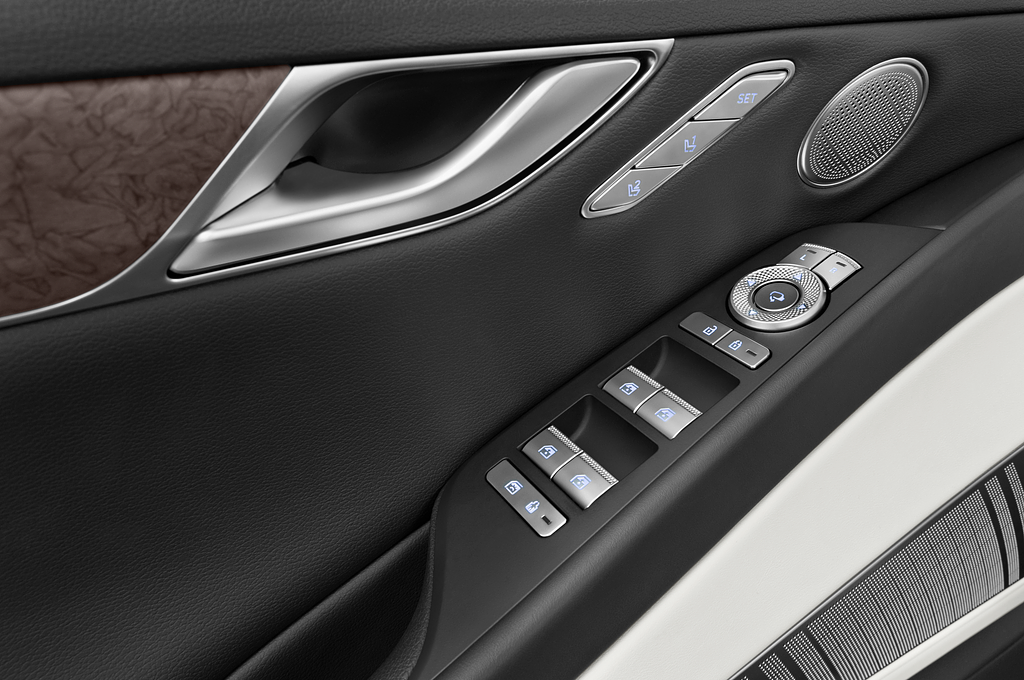 Genesis Electrified G80 (Baujahr 2023) Luxury 4 Türen Bedienungselemente Tür