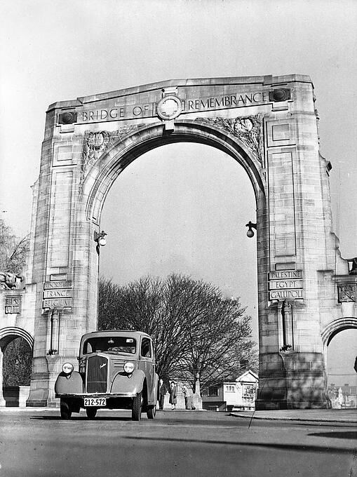 E04A hieß die erste Generation des Ford Anglia.