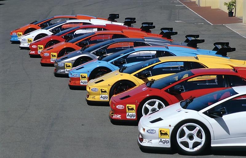 Rennsport wird mit dem Lamborghini Diablo SVR betrieben.