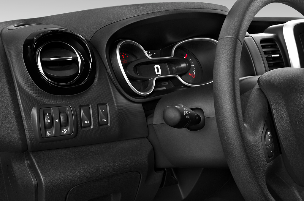 Renault Trafic (Baujahr 2023) Komfort 4 Türen Lüftung