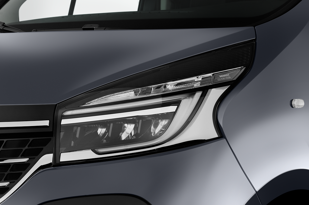 Renault Trafic (Baujahr 2023) Komfort 4 Türen Scheinwerfer