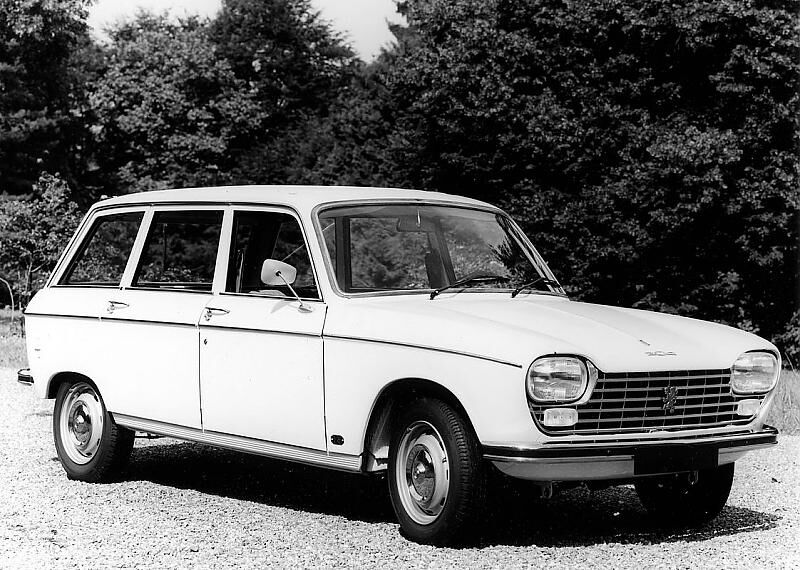 Ein halbes Jahr später erscheint der Kombi.