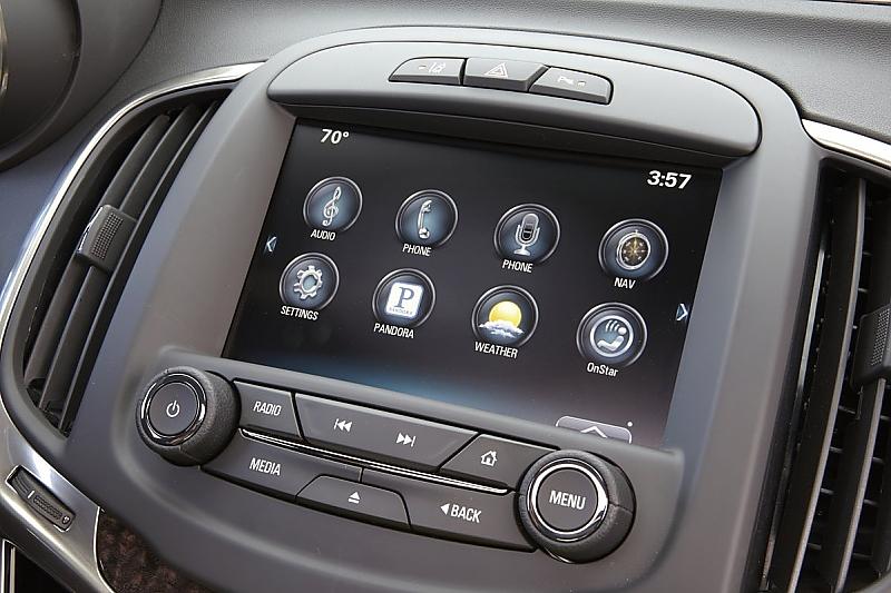Moderne Touchbedienung im Buick LaCrosse