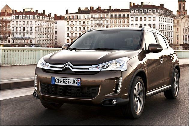 Das SUV wirkt ein wenig wie eine aufgepumpte Schräghecklimousine