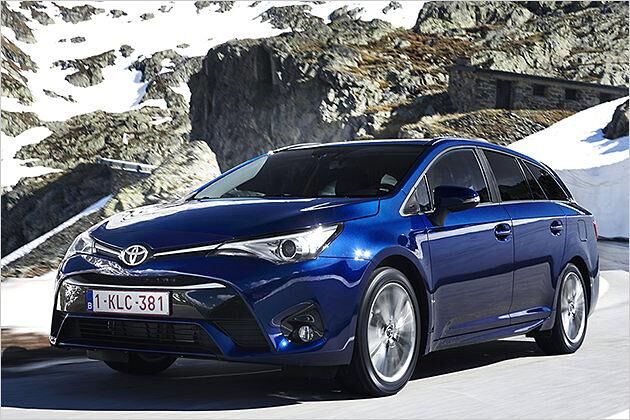 Den Avensis TS 2.0D-4D gibt es ab 31.090 Euro. Unser Tipp: Nehmen Sie lieber einen entsprechenden Skoda Superb Combi