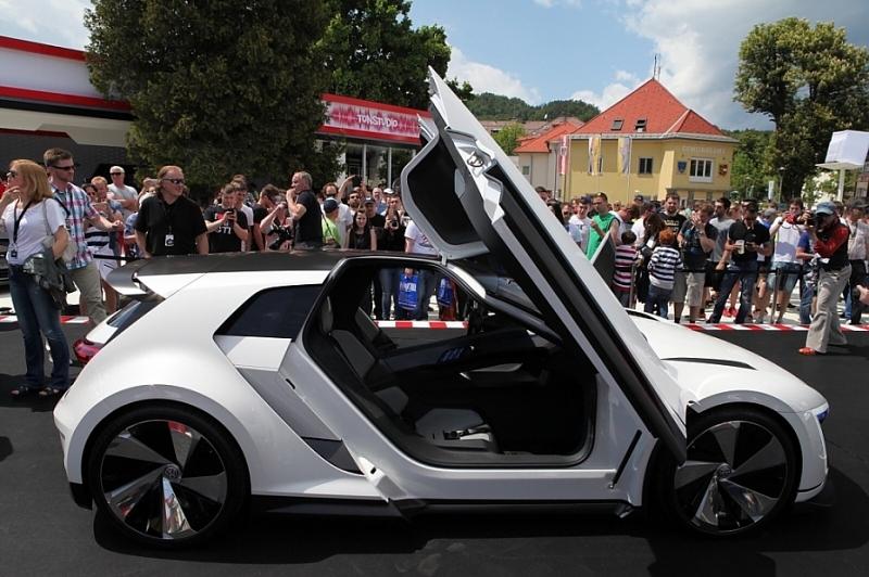 Der Volkswagen GTE Sport auf dem GTI-Treffen am Wörthersee
