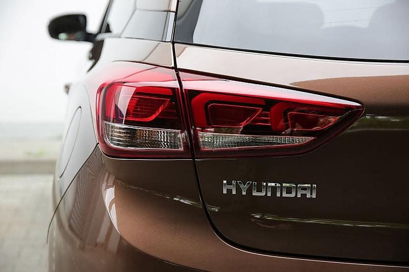 Die Heckleuchten des Hyundai i20 Coupé