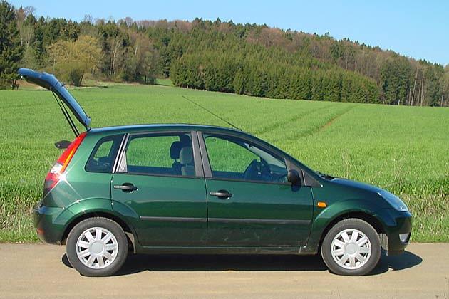 Die Heckklappe öffnet sich weit nach oben