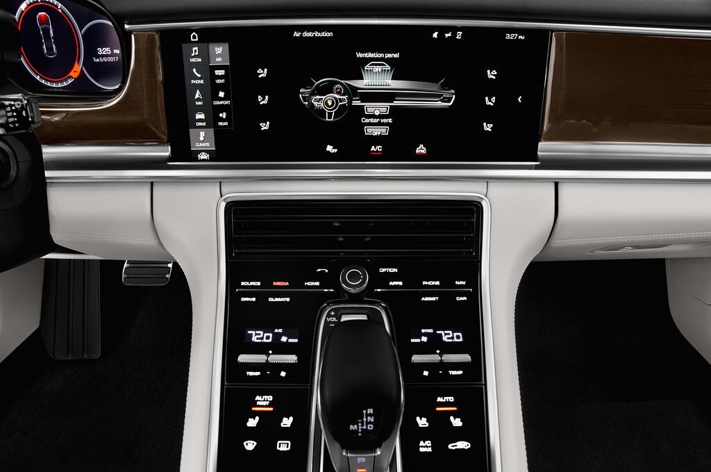 Porsche Panamera Turbo (Baujahr 2018) - 5 Türen Temperatur und Klimaanlage