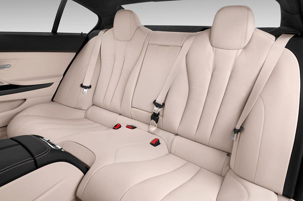 BMW 6 Series (Baujahr 2016) - 4 Türen Rücksitze