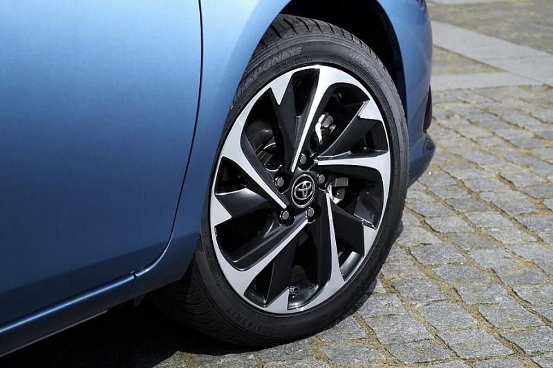 Die Räder sind bis zu 17 Zoll groß