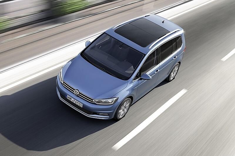 Der VW Touran knackt Stand in 9,3 Sekunden die 100-km/h-Marke