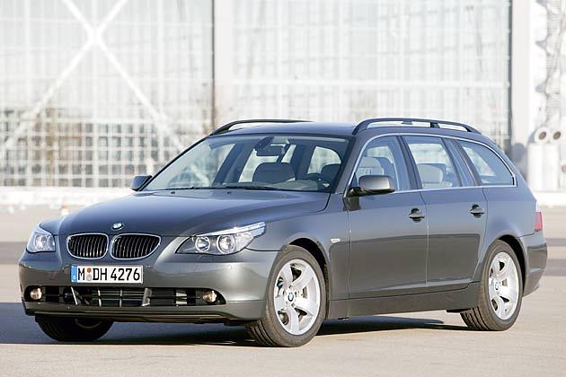 Markante Front: der neue BMW 545i Touring