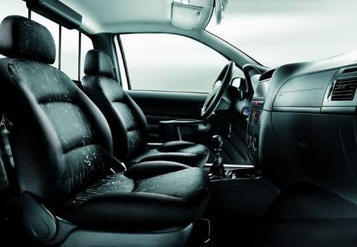 FIAT Strada (2006 - 2014) Strada 1.3 Kur