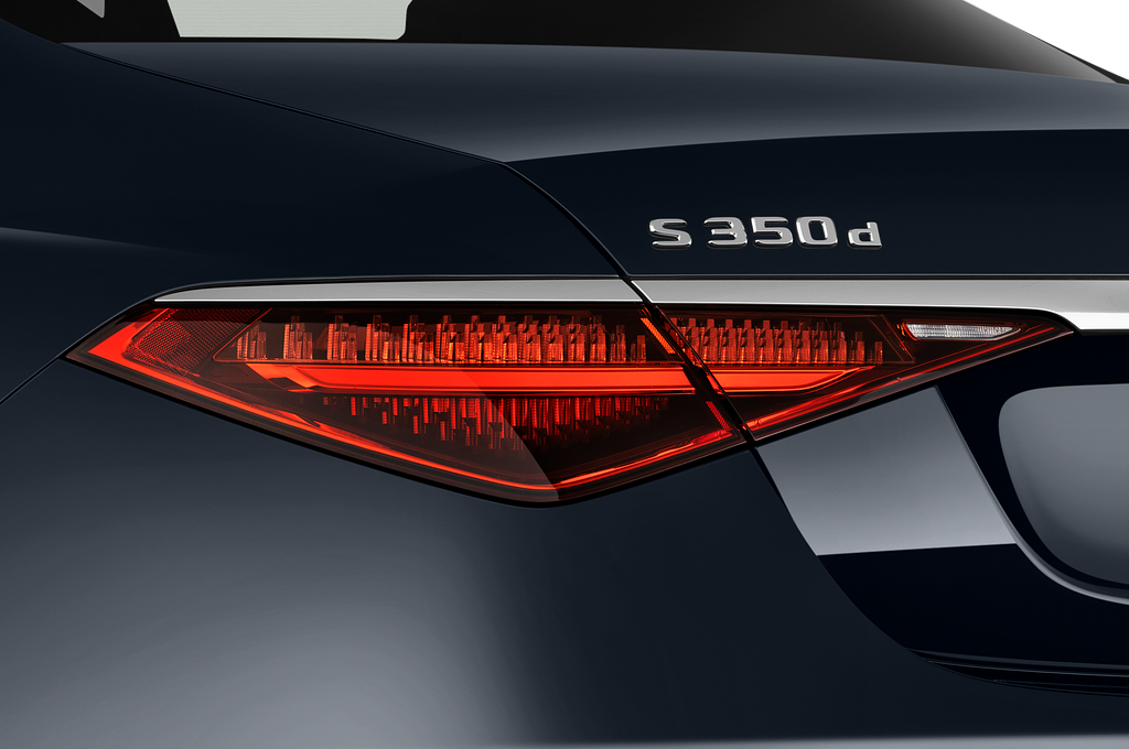 Mercedes S-Class (Baujahr 2023) 350d L 5 Türen Rücklicht