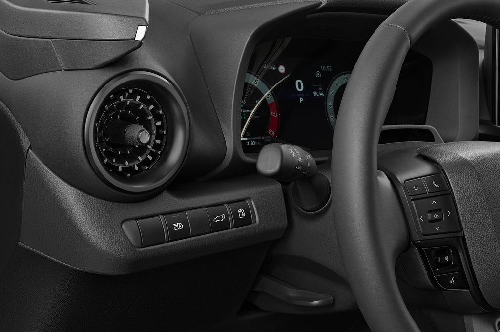 Toyota C-HR Hybrid (Baujahr 2024) Lounge Premiere 5 Türen Lüftung