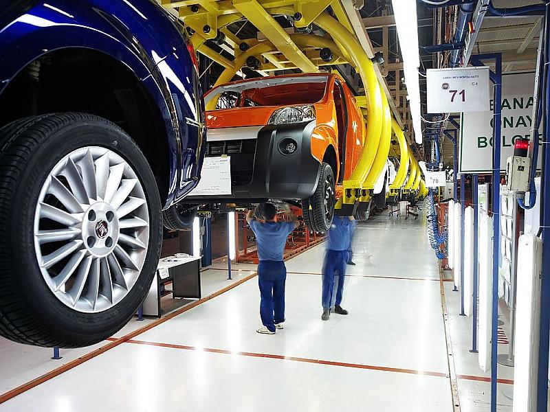 Das Werk gehört der Tofas, Türk Otomobil Fabrikasi Anonim Sirket.