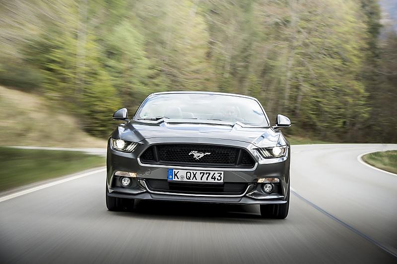 Ford Mustang 5.0 V8 Cabrio - bei 44.000 Euro geht es für den offenen Achtzylinder los