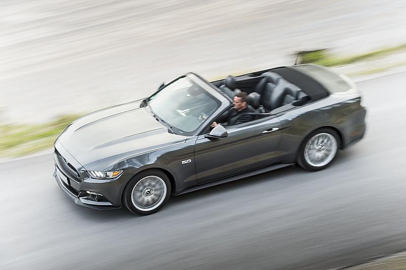 Ford Mustang 5.0 V8 Cabrio - pures Cabriogefühl