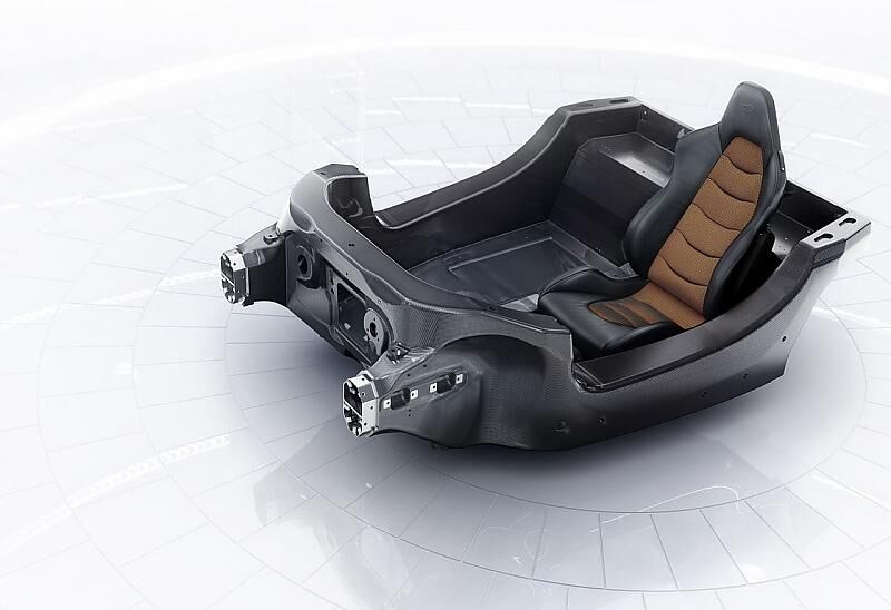 Die Carbon-Fahrgastzellen-Wanne ist das Herz eines jeden McLaren