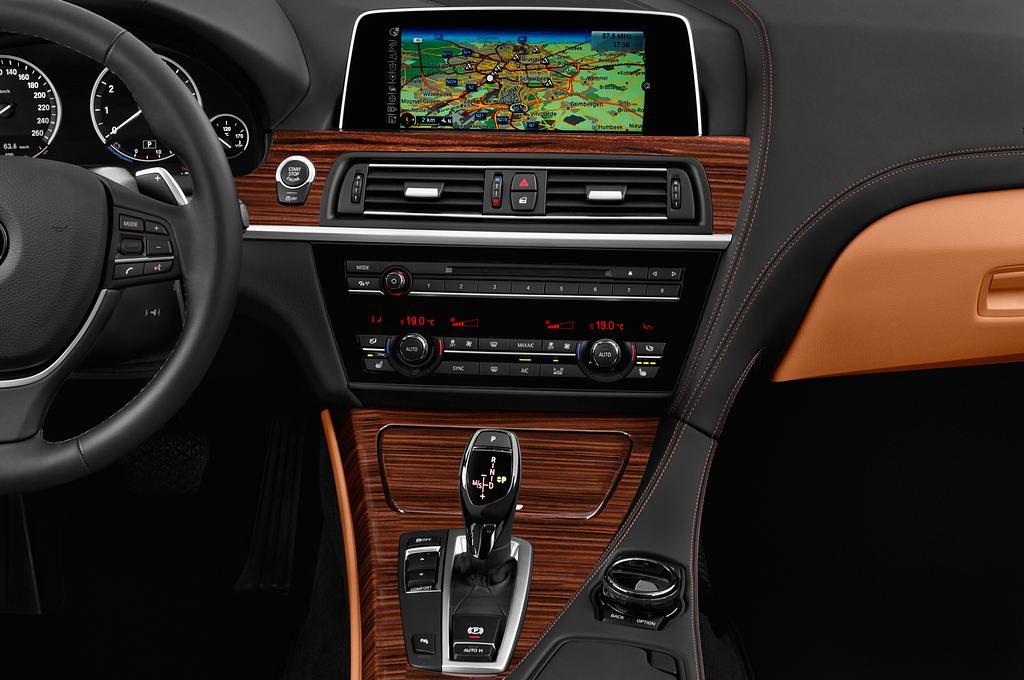 BMW 6 Series (Baujahr 2016) - 2 Türen Mittelkonsole