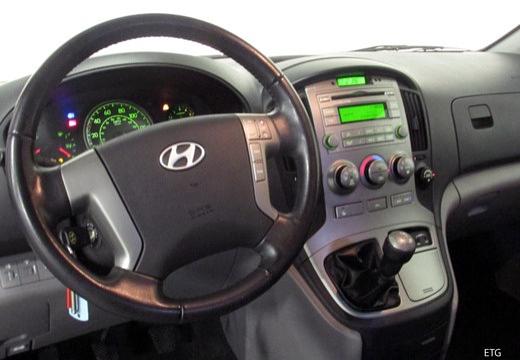 HYUNDAI H-1 (2008 - ) H-1 2.5 CRDi Trave