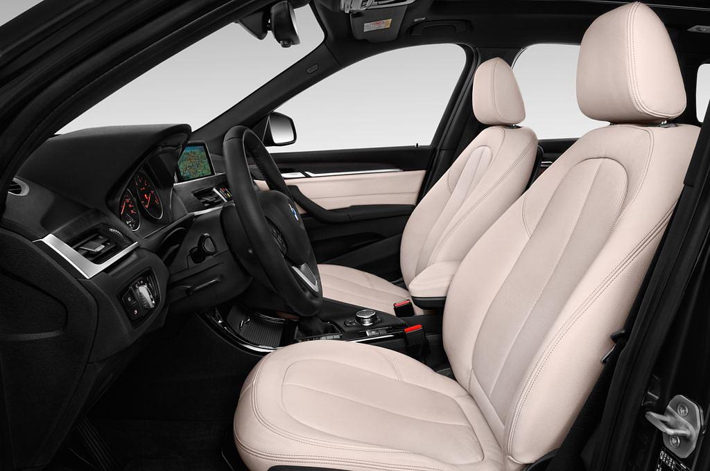 BMW X1 (Baujahr 2016) xLine 5 Türen Vordersitze