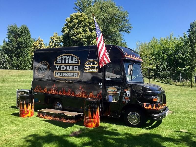 Foodtrucks erfreuen sich einer immer größeren Beliebtheit in Deutschland.
