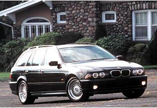 BMW-520i-touring--2000-2004-