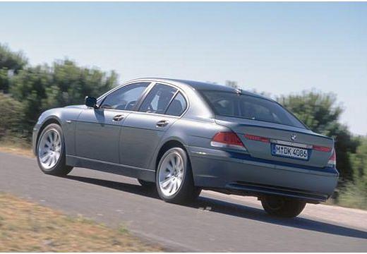 BMW-735--2001-2005-