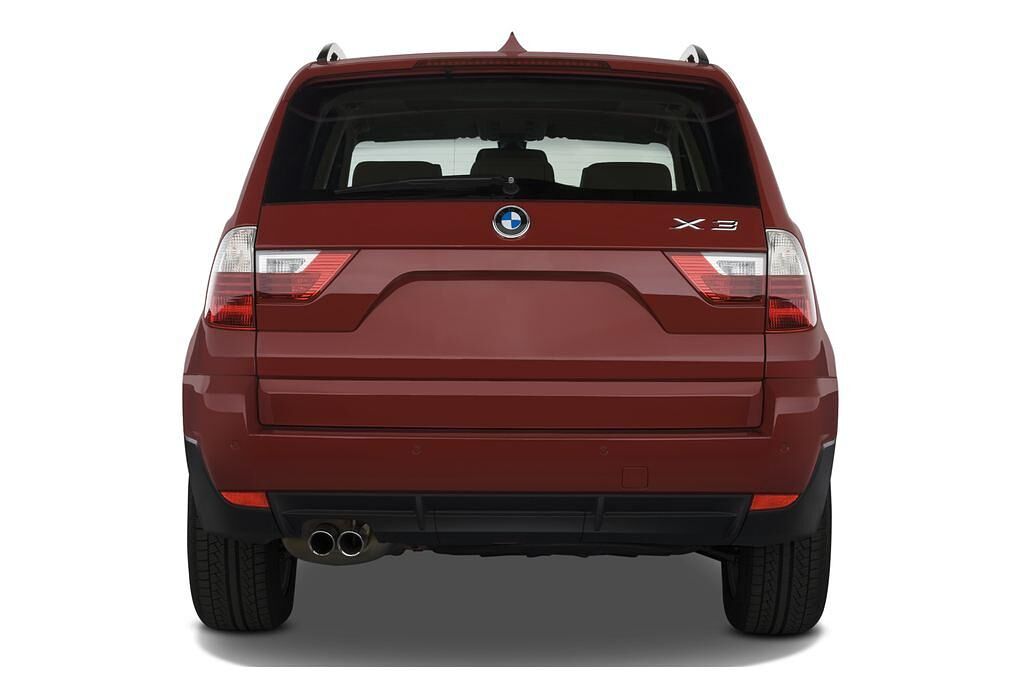BMW X3 (Baujahr 2010) xDrive30i 5 Türen Heckansicht