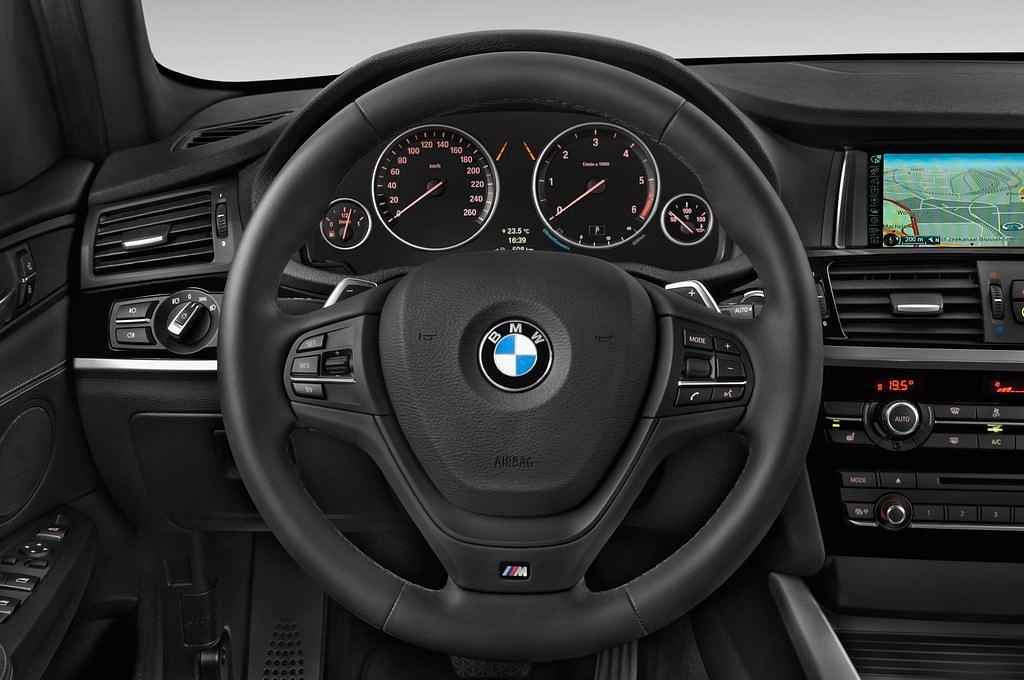 BMW X3 (Baujahr 2016) - 5 Türen Lenkrad