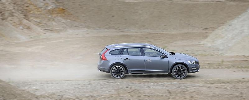 Optional gibt es den V60 Cross Country auch mit Allradantrieb
