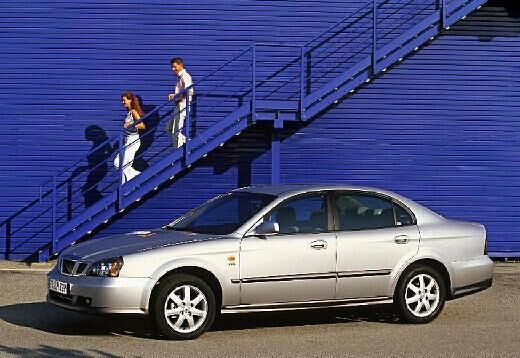 DAEWOO-Evanda-2-0--2003-2005-
