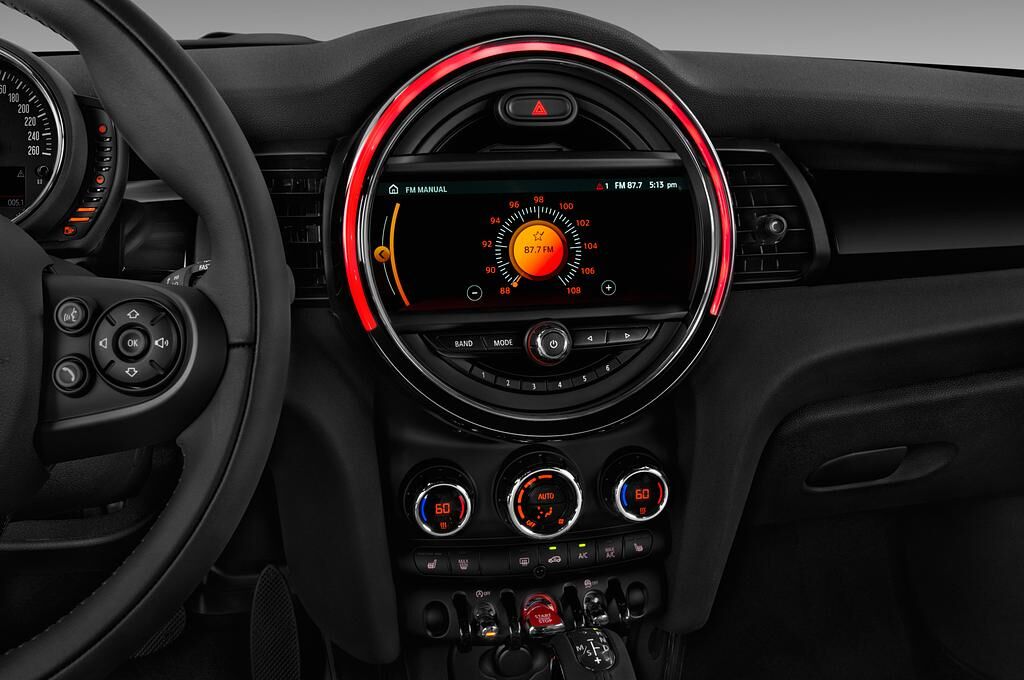 MINI MINI (Baujahr 2018) Cooper 3 Türen Radio und Infotainmentsystem