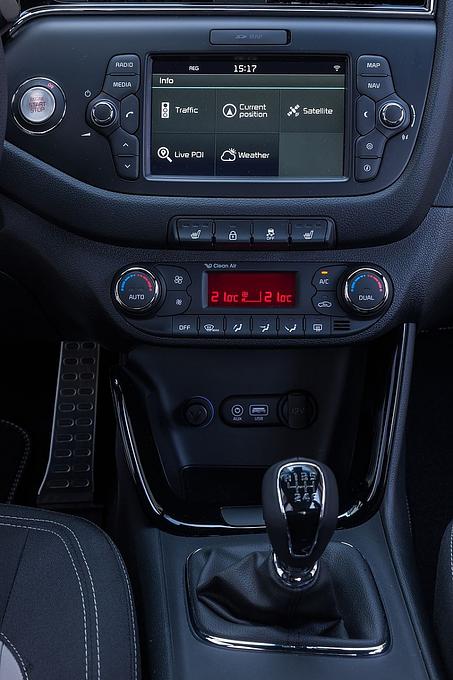 Das Navigationssystem kommt von TomTom