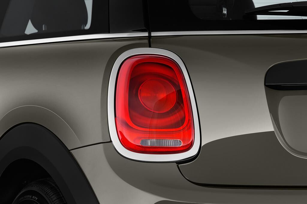 MINI MINI (Baujahr 2018) Cooper 3 Türen Rücklicht
