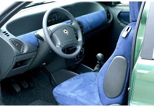 LANCIA-Y-1-2--2000-2003-
